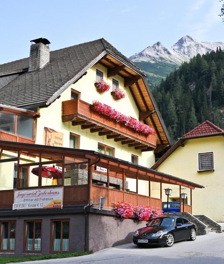 Gasthof Jaegerwirt Zederhaus Esterno foto